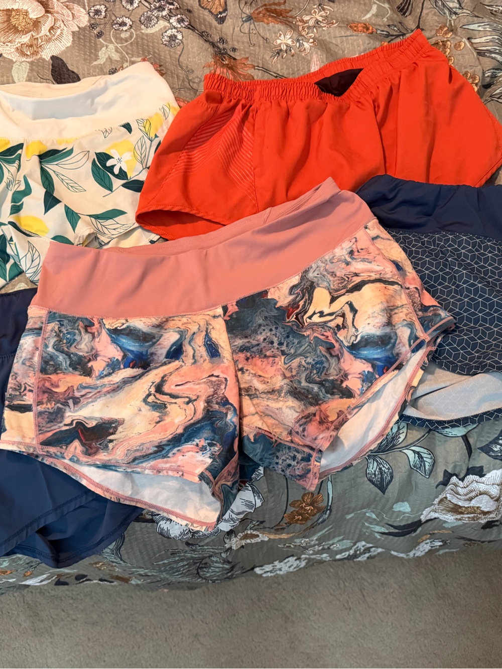 Lot of 5 pairs of Oiselle Shorts Size 4